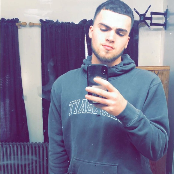 Meet your Posher, Berto - Picture 1 of 1